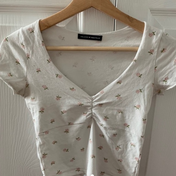 Brandy Melville Tops - BRANDY MELVILLE gina top